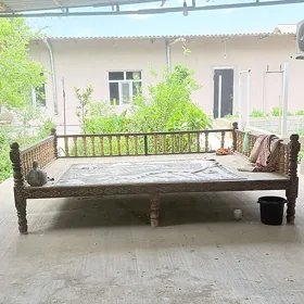 Тапчан