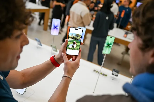 Bloomberg: Apple готовит новые функции ИИ для редактирования фото