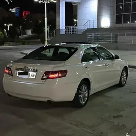 Toyota Camry 2011