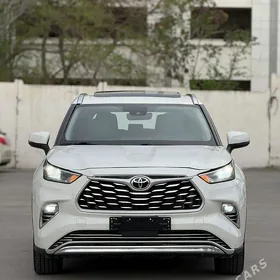 Toyota Highlander 2020