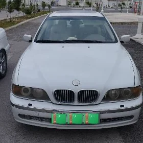 BMW E39 2003