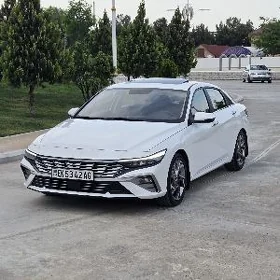 Hyundai Elantra 2025