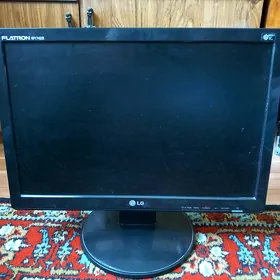 LG FLATRON W