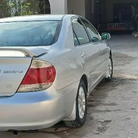 Toyota Camry 2005