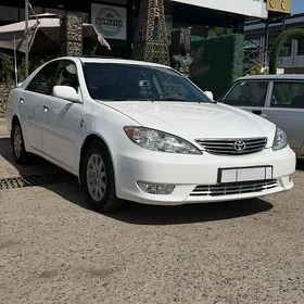 Toyota Camry 2005