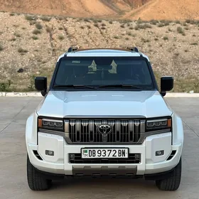 Toyota Land Cruiser Prado 2025