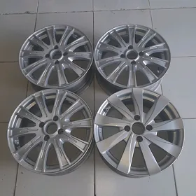 karolla disga 15 lik