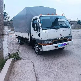 Mitsubishi Canter 2004