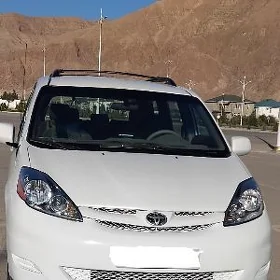 Toyota Sienna 2008