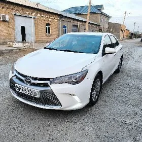 Toyota Camry 2017