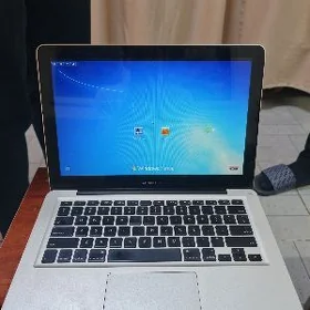 Maхbook Pro kompýuter