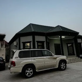 Toyota Land Cruiser 2004