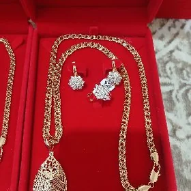 gyzyla menzes kardinal gulak