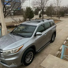 Toyota Highlander 2016
