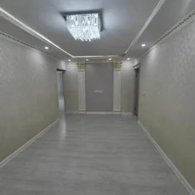 11-МКР, 3-КОМНАТ.