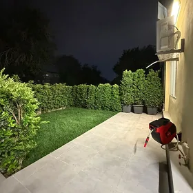 30 мкр 2 комнаты 1 этаж Люкс