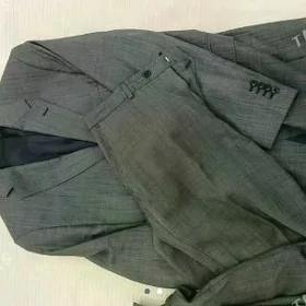 kastyum jalwar Pierre Cardin