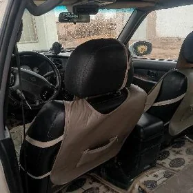 Nissan Pathfinder 2001