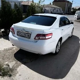 Toyota Camry 2010
