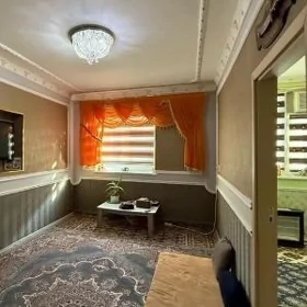 3-МКР, 2-Комнат, 3/1-Этаж.