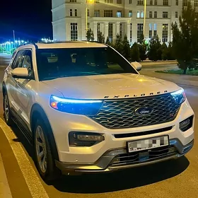 Ford Explorer 2021