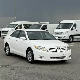 Toyota Camry 2010