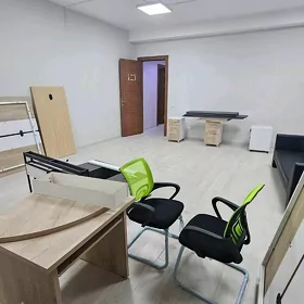 Arende ofis 4mkr 5komnat