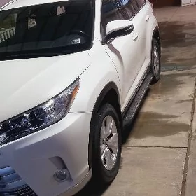 Toyota Highlander 2019