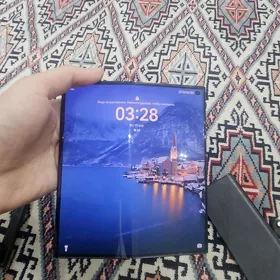 Huawei mate xs 2