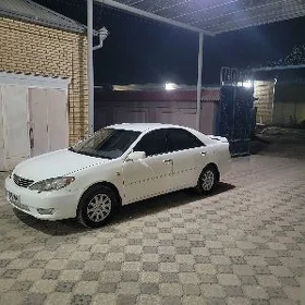 Toyota Camry 2003