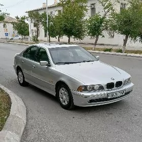 BMW E39 2002
