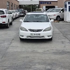 Toyota Camry 2004