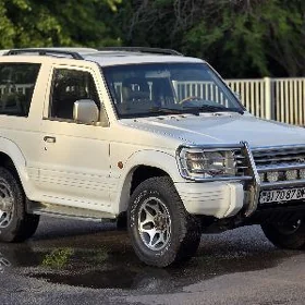 Mitsubishi Pajero 1994