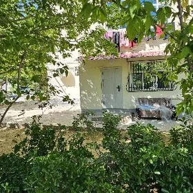 1-mkr Șewçenko 1-et Dwor 2-kom