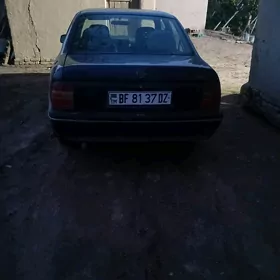 Opel Vectra 1992