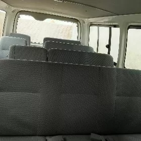 Toyota Hiace 2008