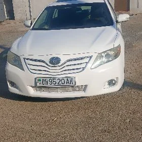 Toyota Camry 2010