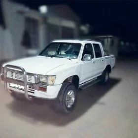Toyota Hilux 1990