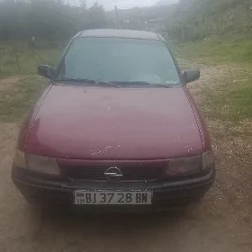 Opel Astra 1992