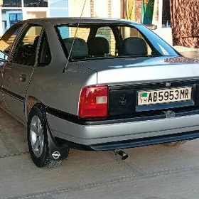Opel Vectra 1989