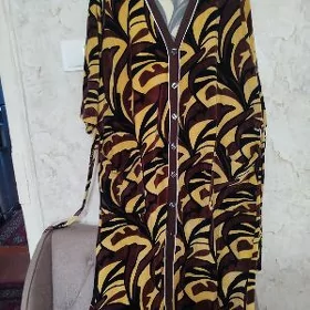 Велюровый халат женский