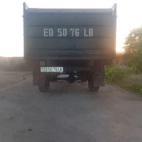 UAZ 452 1988