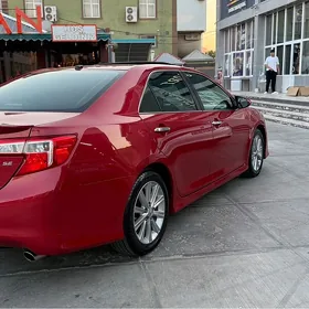 Toyota Camry 2012