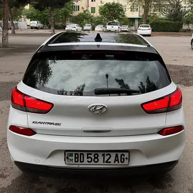 Hyundai Elantra GT 2019