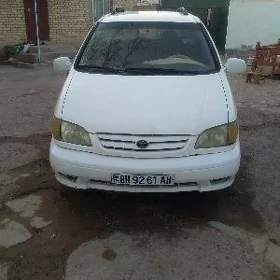 Toyota Sienna 2002