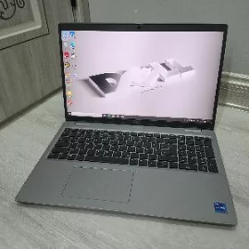Dell Precision 3560 i7-11 8/25