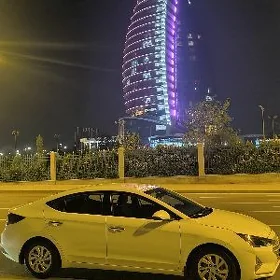 Hyundai Elantra 2020