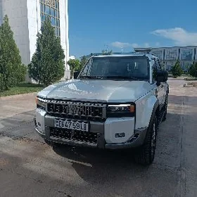 Toyota Land Cruiser Prado 2025