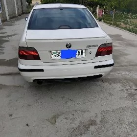 BMW E39 1998