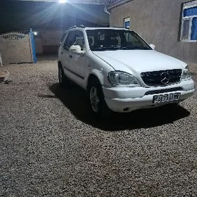 Mercedes-Benz ML350 1998